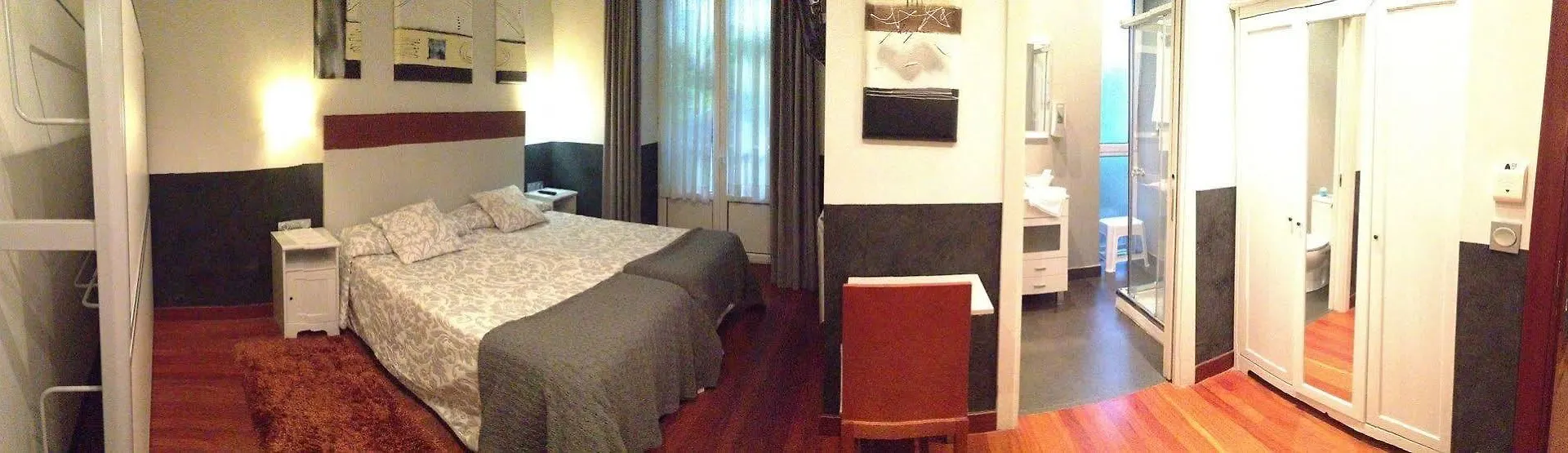 Hostal San Sebastian Centro Guest house