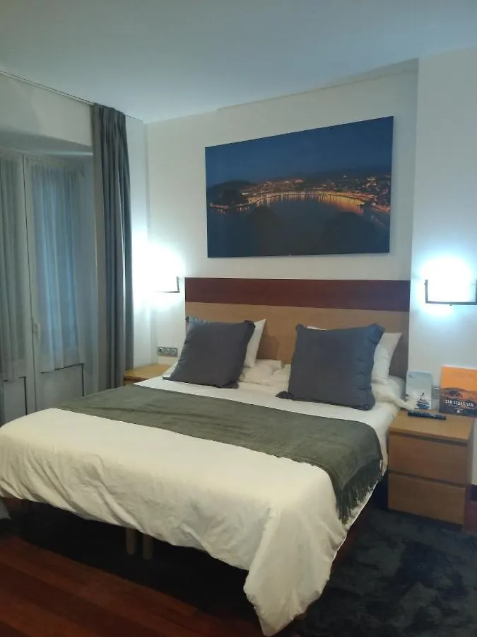 Hostal San Sebastian Centro 2*,